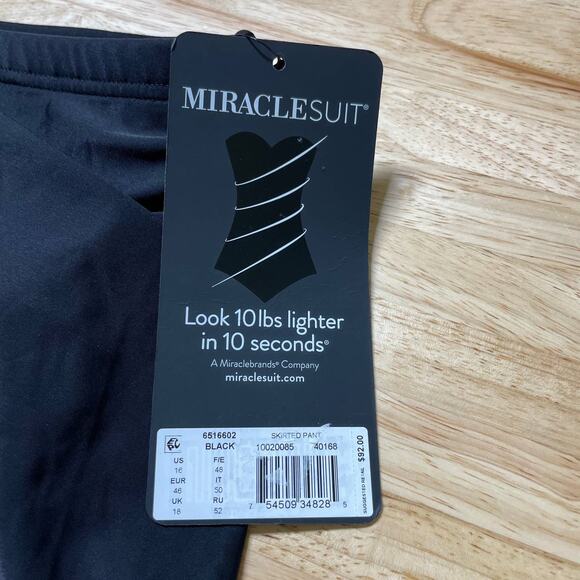 Miraclesuit NWT Skirt Swim Bottom Black Size 16 High Waist Ruffle Skirt Full Cut - Picture 6 of 15